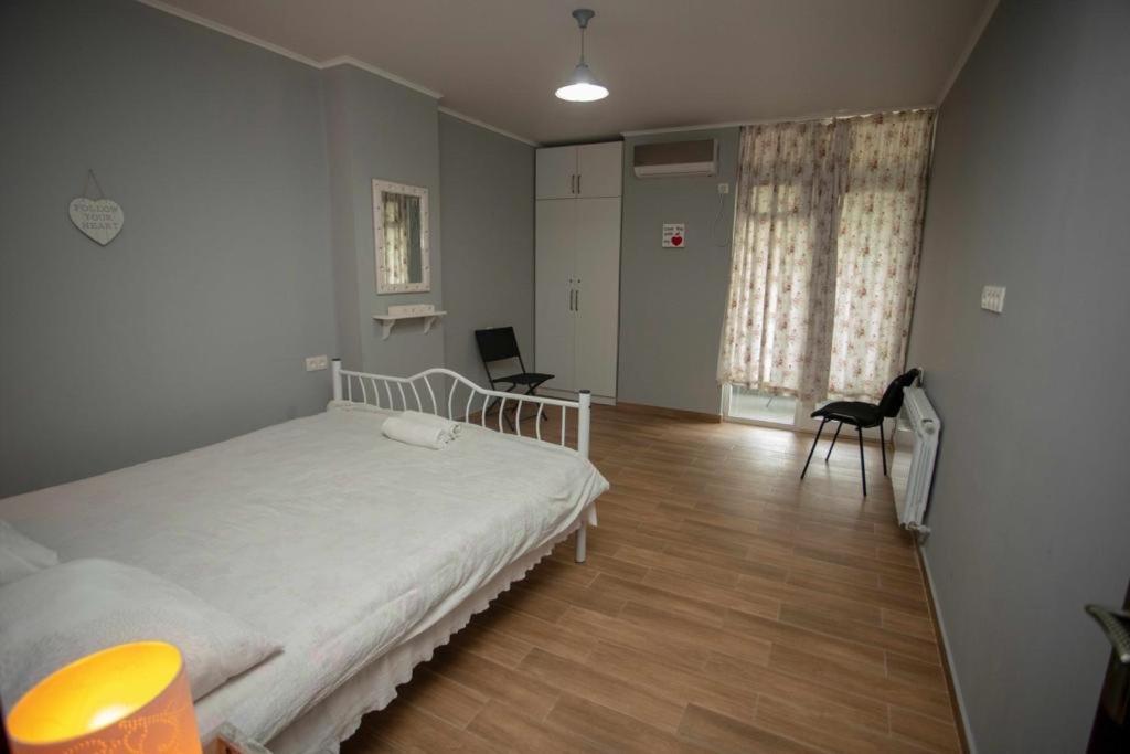 Ferienwohnung Amazing Magnolia Batumi Exterior foto