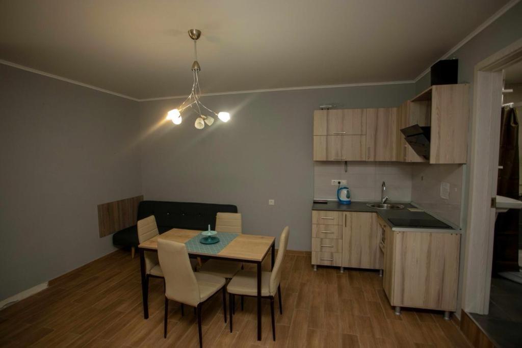 Ferienwohnung Amazing Magnolia Batumi Exterior foto