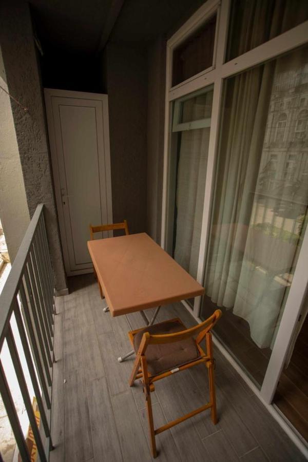 Ferienwohnung Amazing Magnolia Batumi Exterior foto