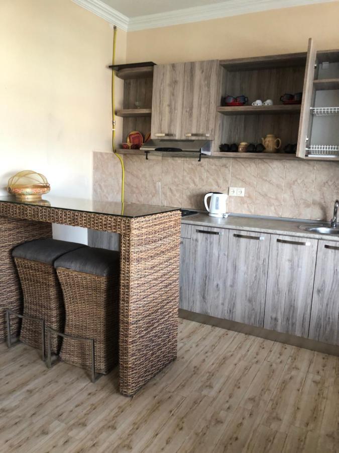 Ferienwohnung Amazing Magnolia Batumi Exterior foto